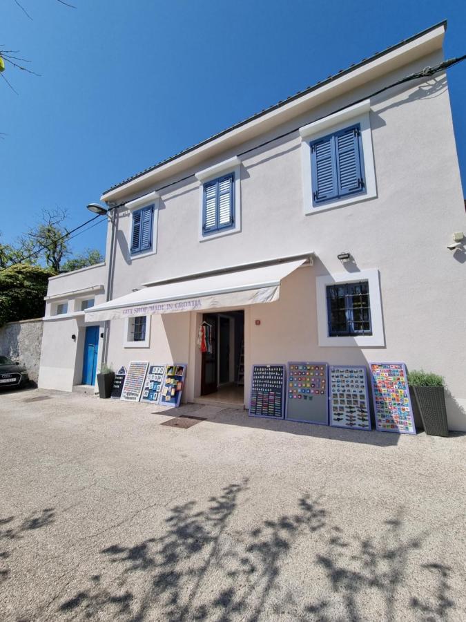 Narcis Central Apartment With Sea & City Views Veli Lošinj Exterior foto