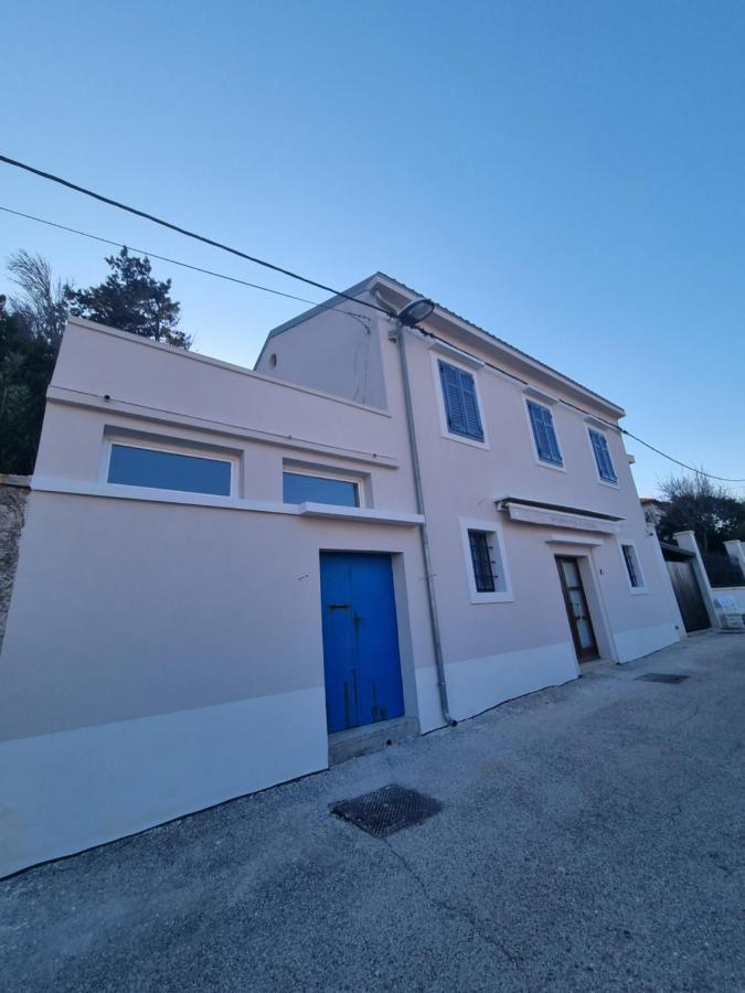 Narcis Central Apartment With Sea & City Views Veli Lošinj Exterior foto